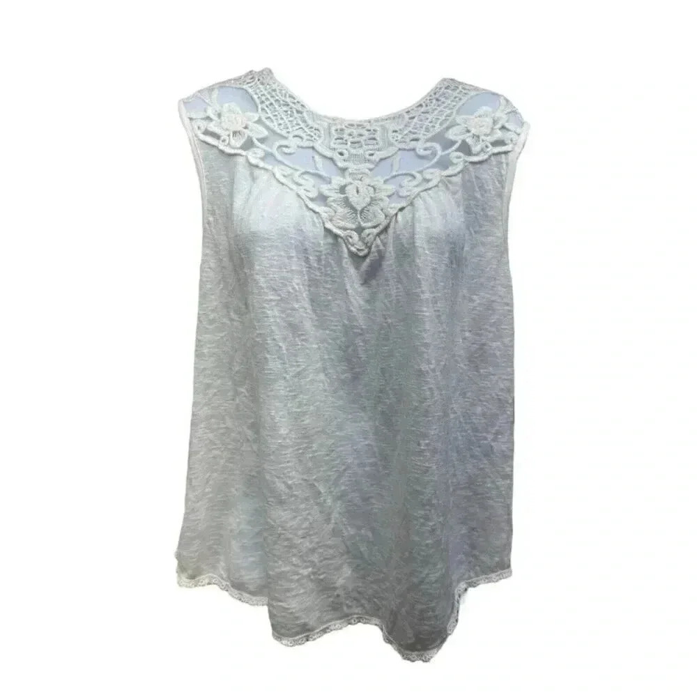 Bellambra women's short sleeve top with lace Made In Italy women’s size Small